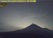 Gunung Semeru beberapa kali Erupsi Kamis malam
