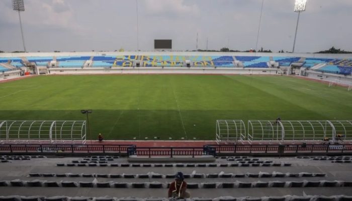 Pembangunan Stadion  Lamongan rampung akhir Januari