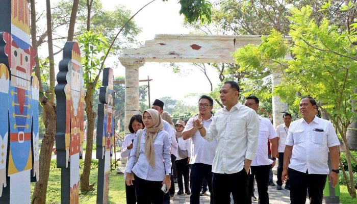 Wali Kota Eri Sidak Taman Harmoni: Bakal Dibuka Awal Agustus dengan Wajah Baru, Ada Zona Korea hingga Afrika