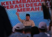 Prabowo Kembangkan Ekonomi Desa Lewat Koperasi Merah Putih