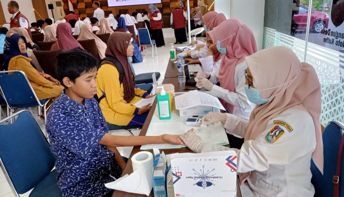 Jelang Tahun Ajaran Baru, Calon Siswa Sekolah Rakyat di Tuban Jalani Cek Kesehatan Gratis!