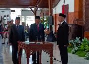 Bupati Gatut Sunu Wibowo Kukuhkan Perpanjangan Masa Jabatan 4 Kepala Desa