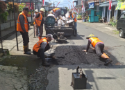 Dinas PUPR Tulungagung Lakukan Pemeliharaan Ruas Jalan Karangrejo – Sendang