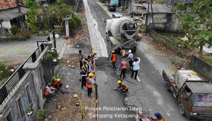 Proyek Pelebaran Jalan Bts. Kota Sampang – Ketapang Berjalan Sesuai Target