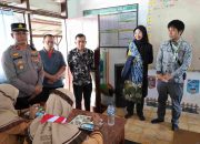 Ahli Gizi dari Japan International Cooperation Agency (JICA) Acungi Jempol Pelaksanaan MBG oleh SPPG Polres Tulungagung.