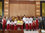 Baznas dan Pemkab tuban Gelontorkan Rp672 Juta untuk Ribuan Siswa Kurang Mampu