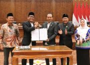 Sahkan Perda Dana Abadi Pendidikan Rp3 Triliun, Bojonegoro Siap Lepas dari Ketergantungan Migas