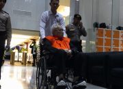 Eks Direktur Pertamina Di Tahan KPK dalam Kasus Proyek Katalis