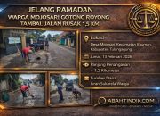 Jelang Ramadan, Warga Mojosari Gotong Royong Tambal Jalan Rusak Sepanjang 1,5 Kilometer