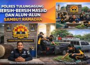 Polres Tulungagung Gelar Aksi Bersih Masjid dan Alun-Alun Sambut Ramadan