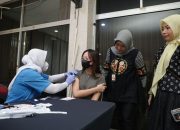 Tekan Risiko Kanker Serviks, Pemkot Surabaya dan BBPOM Gelar Vaksinasi HPV Massal