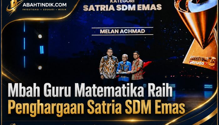 Mbah Guru Matematika Raih Penghargaan Satria SDM Emas